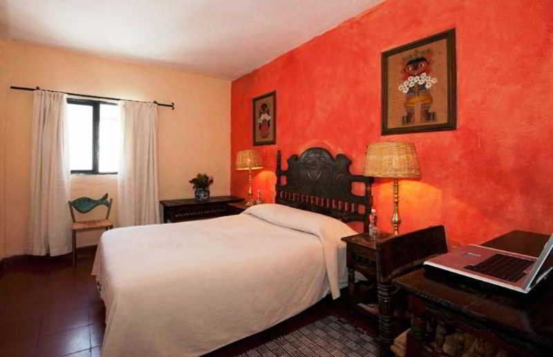 William Hotel Boutique De Diseno Таско де Аларкон Екстериор снимка